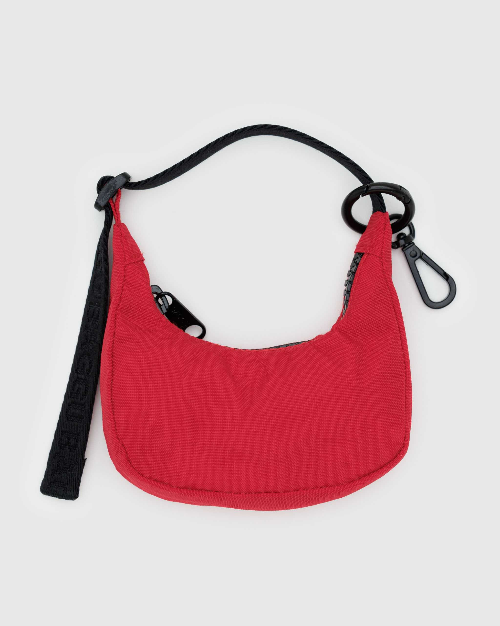 BAGGU Crescent Bag Charm - Candy Apple
