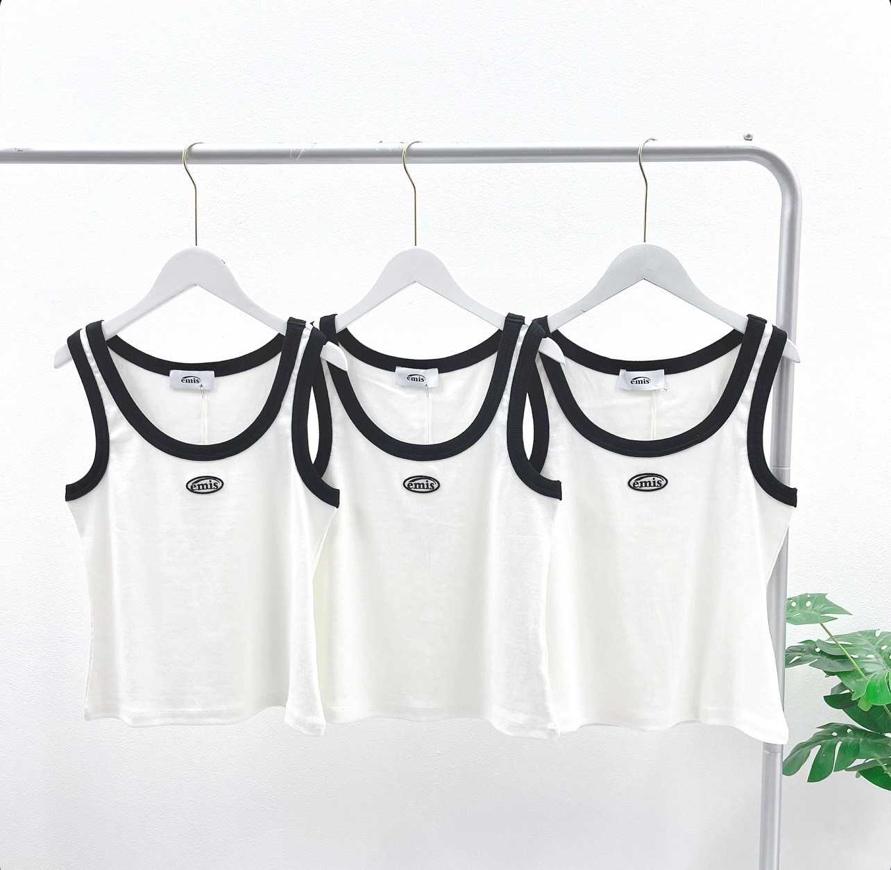 Emis Tank Top (White/Black)