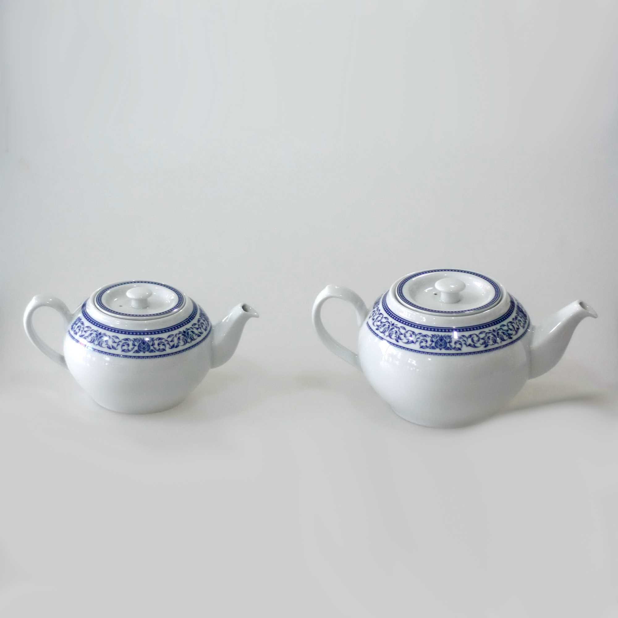 โถชา กระเบื้องปอร์ซเลน ลายกนก ลายขอบสีน้ำเงิน รอยัล ปอร์ซเลน Royal Porcelain