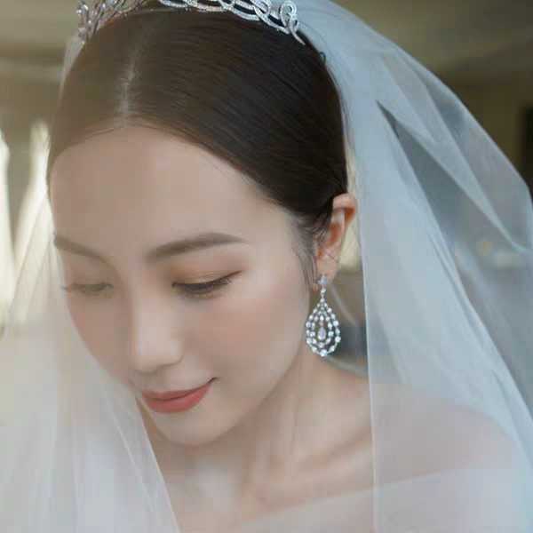 ต่างหูระย้าเพชรสังเคราะห์ NE052