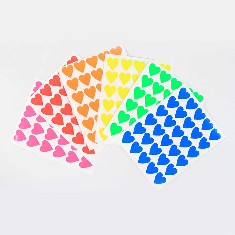 สติ๊กเกอร์พีวีซี สีสะท้อนแสง หัวใจใหญ่ 23 มม.