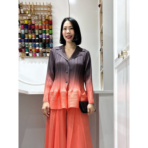 2MUAY รุ่น GA90113 เสื้ออัดพลีท RIPPLE GRADIENT PLEATED TOP 7 สี FREE SIZE