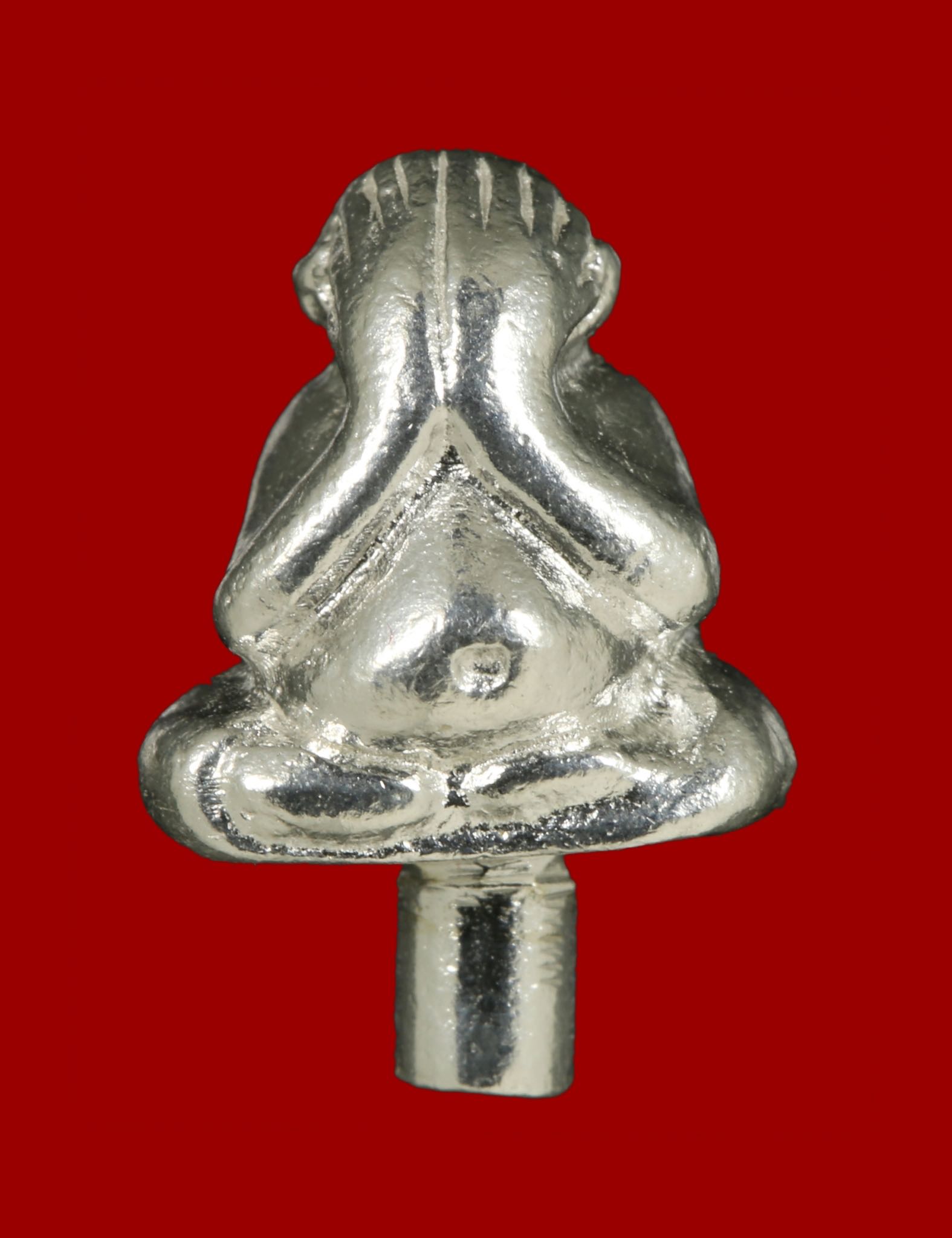 พระปิดตาชินบัญชร เนื้อเงินมหาชนวน ก้นเดือยกรรมการ