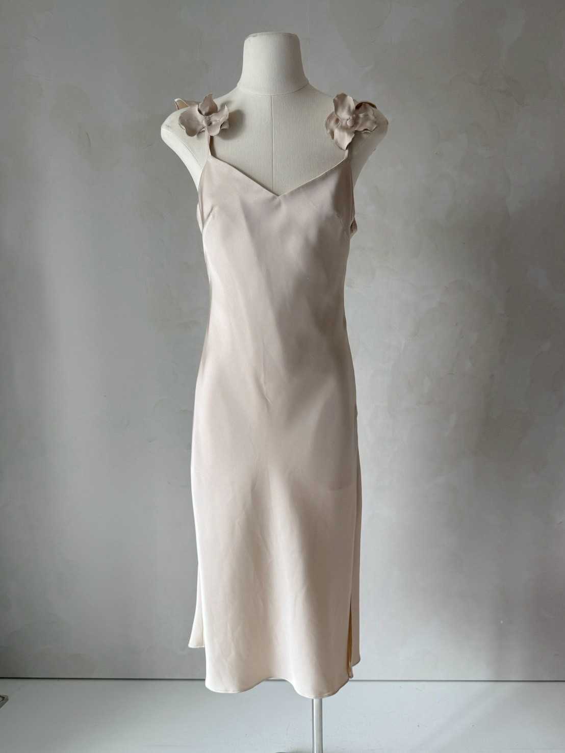 👑 One and Only | C052 - Olivia  Dress  สีพิเศษ
