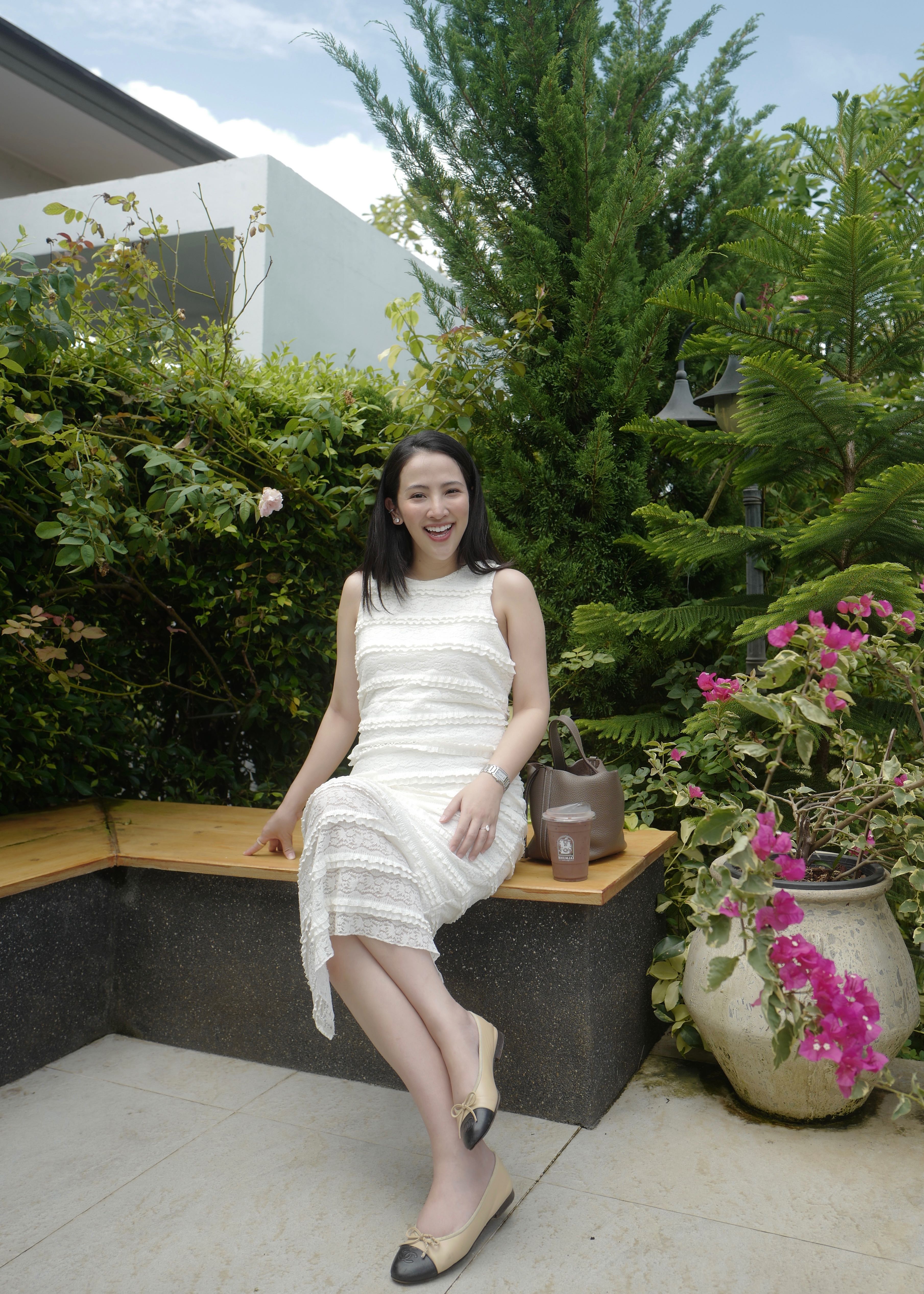 #BJwhitelufferDress250224 (790THB)