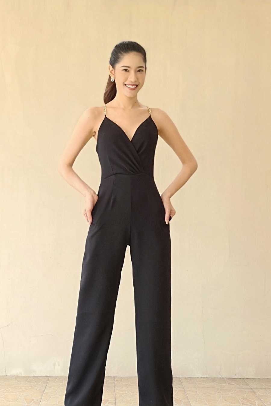 (Made to order) Lavera Jumpsuit Black (จัดส่งภายใน 10-14 วัน)