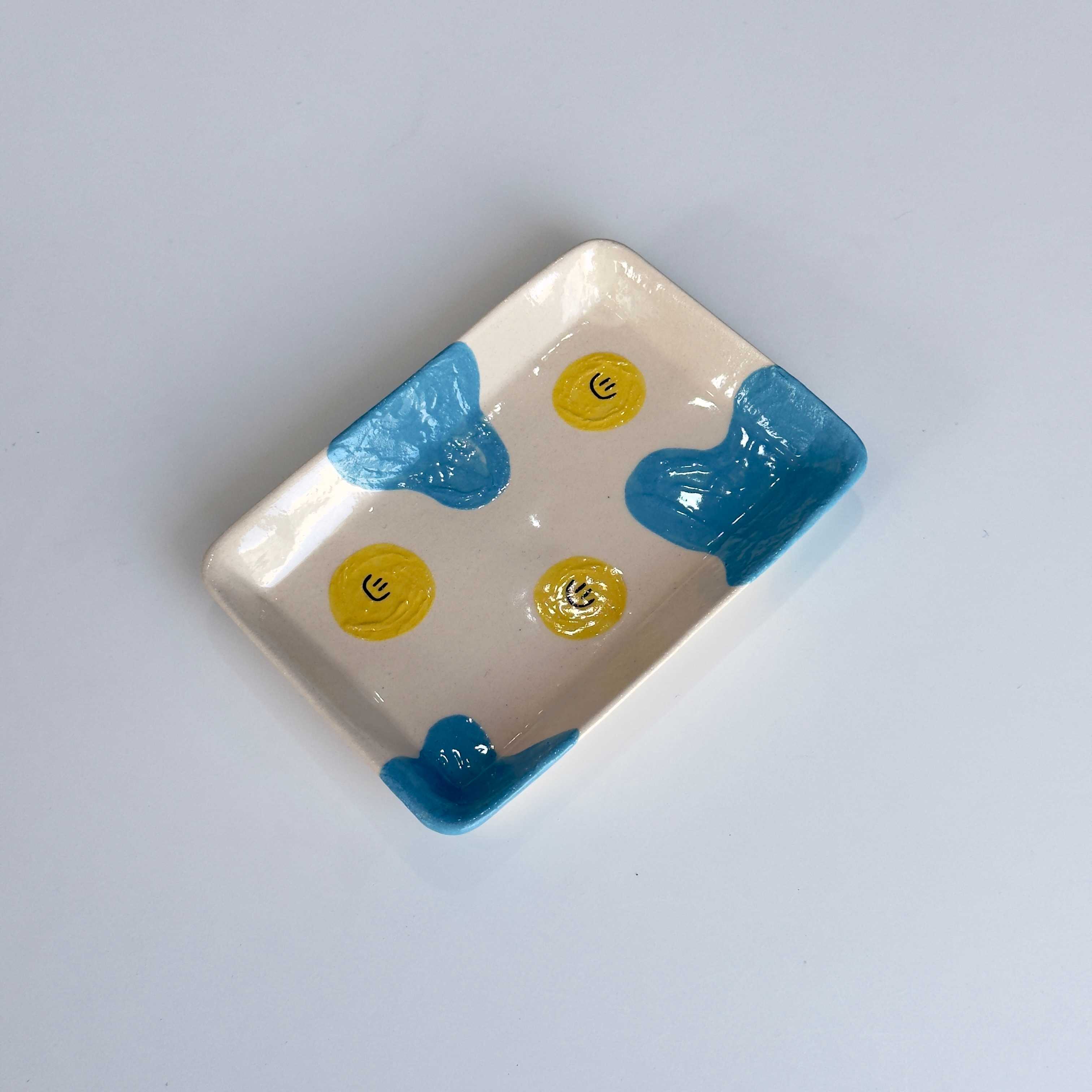 Sky smiley  Small Rec Dish