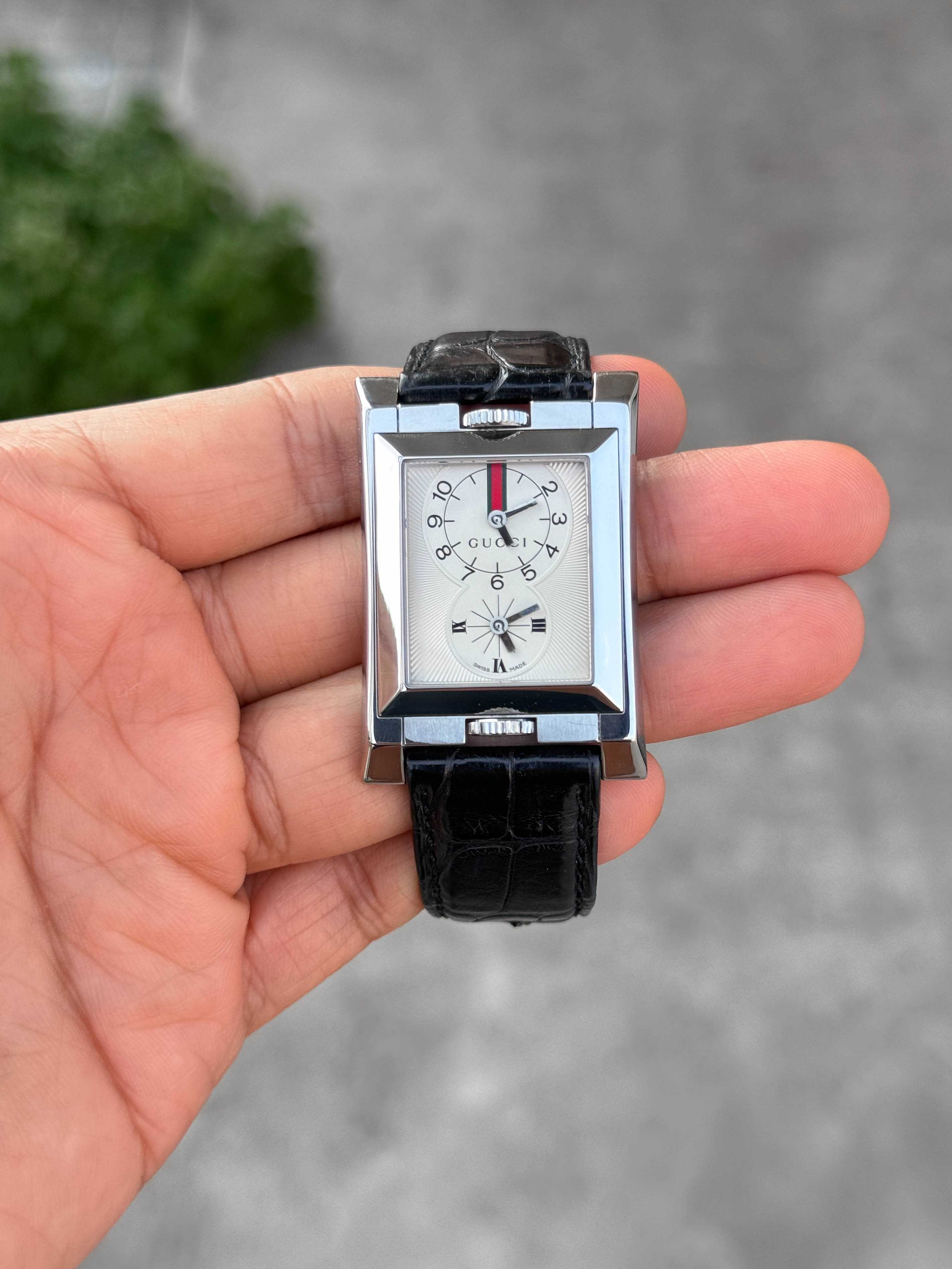 Gucci Dual Time Man Size Quartz หน้าขาว