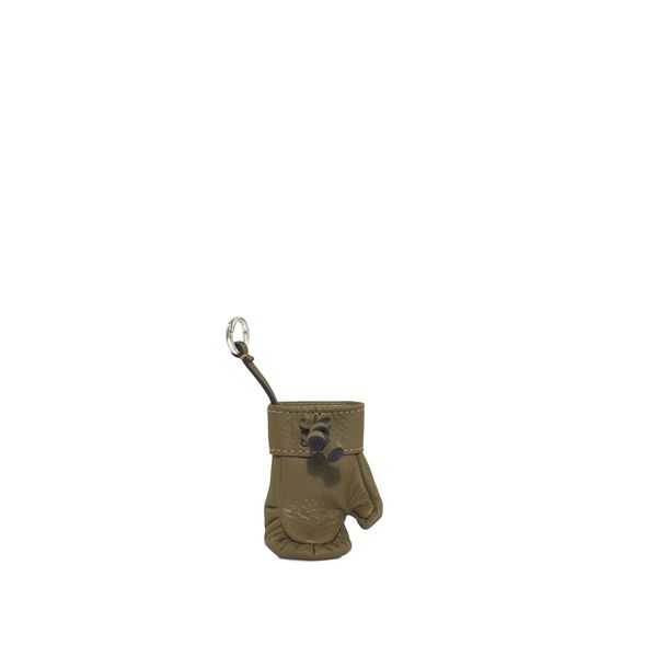 Boxer Amulet | Olive