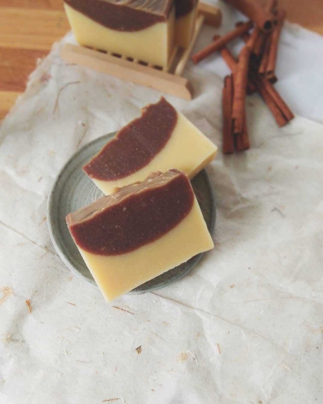 สบู่ส้มอบเชย  Orange and Cinnamon Soap