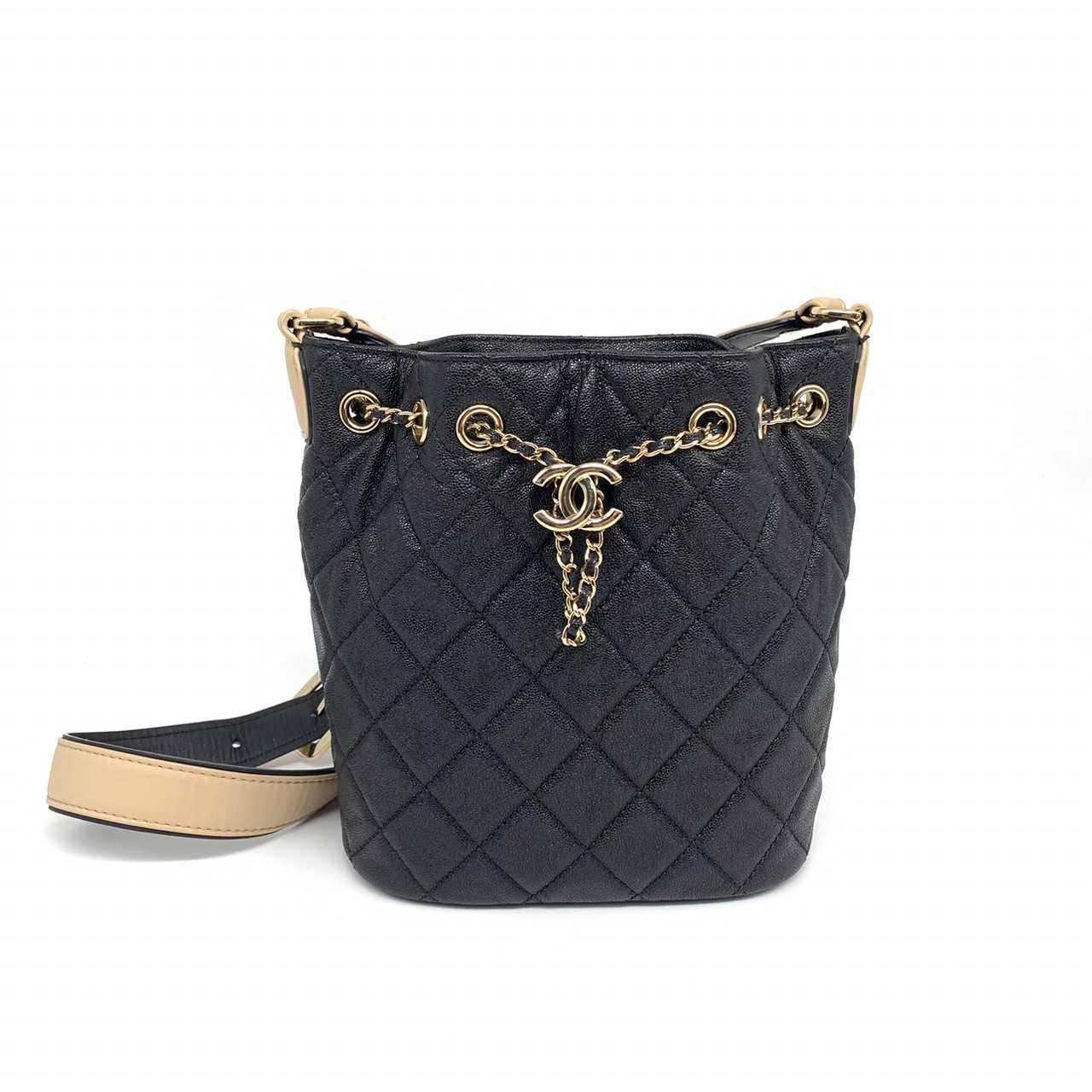 Chanel Drawstring black caviar lghw holo31041837