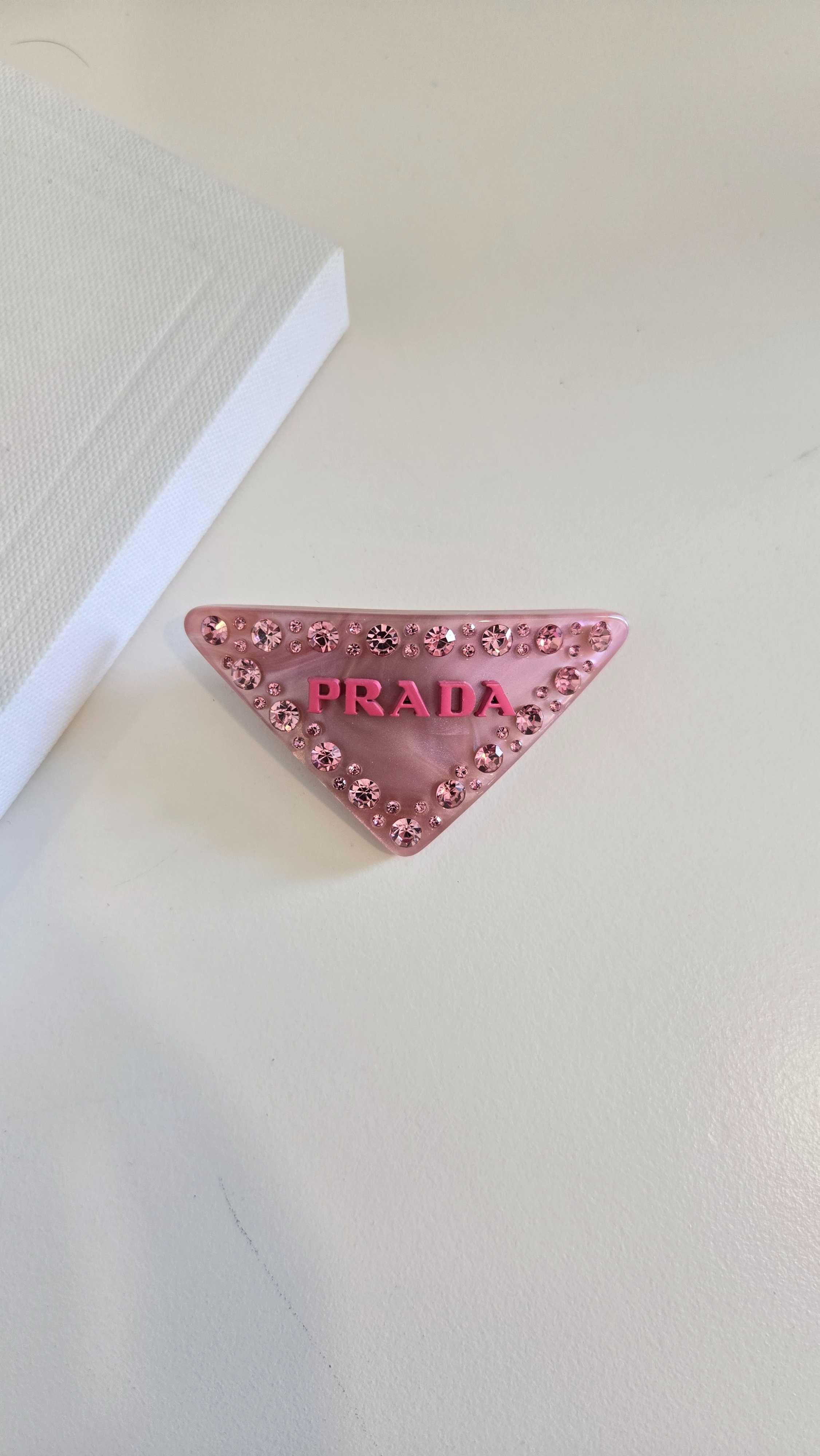 กิ๊บสปริงสามเหลี่ยมเพชรชมพู