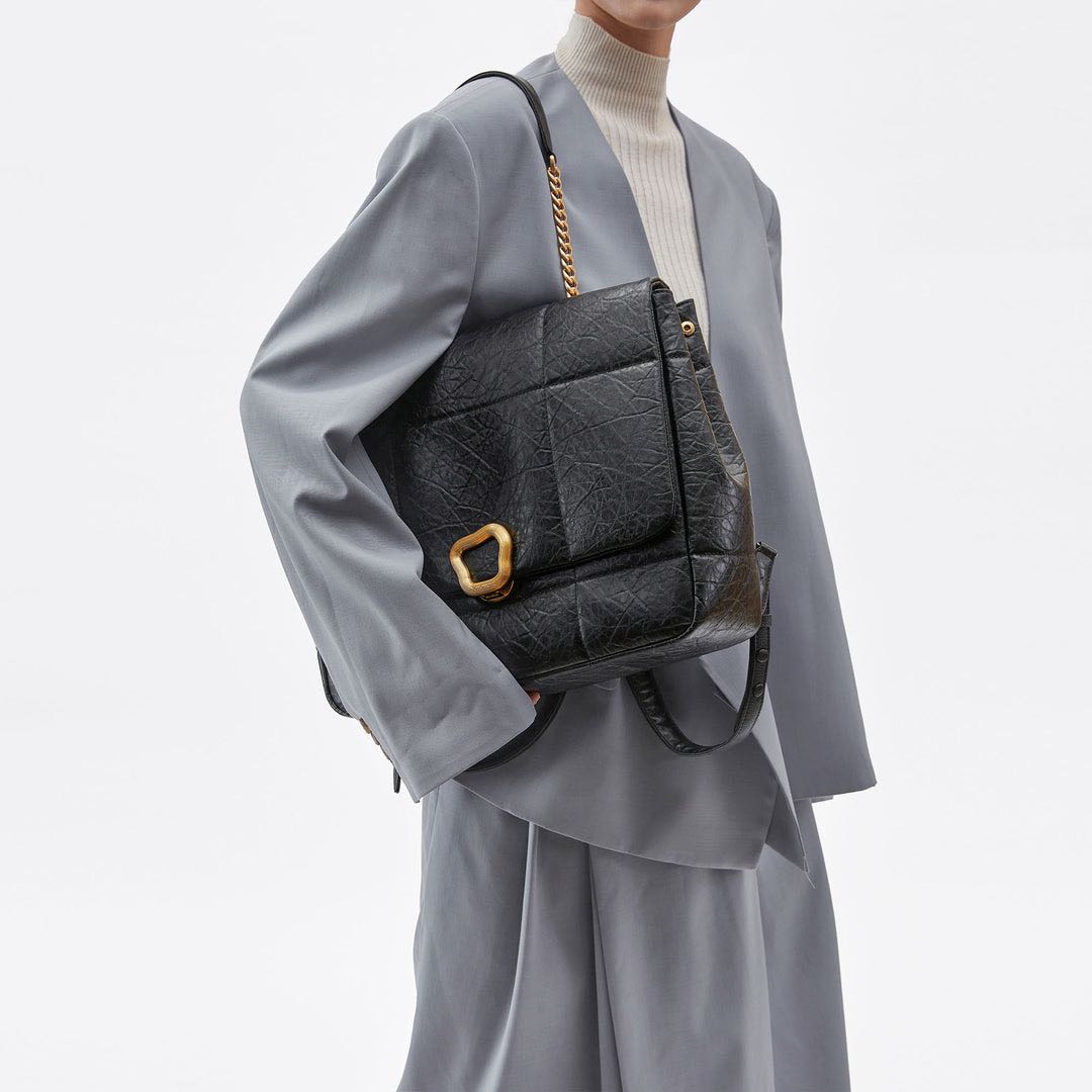 Songmont | Chocolate Backpack - L (preorder 7-14 days)