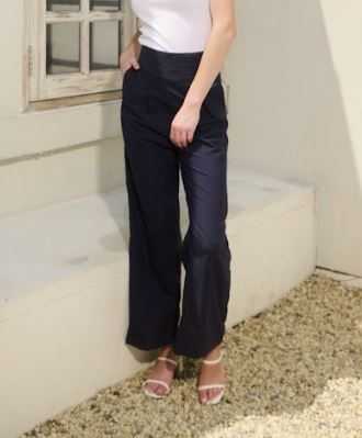 UPTOYOU High waist wide leg trousers