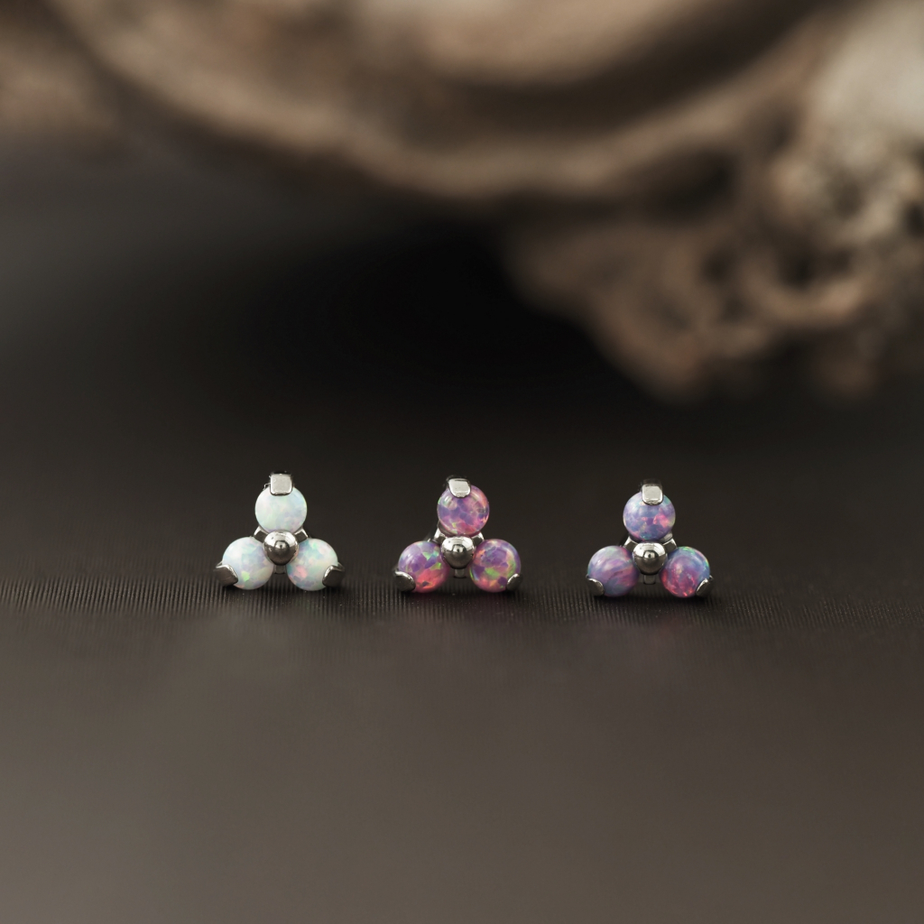 PiercingRoomByJay , Trinity Opal Titanium Flat Back เกรดการแพทย์ (ราคาต่อชิ้น)