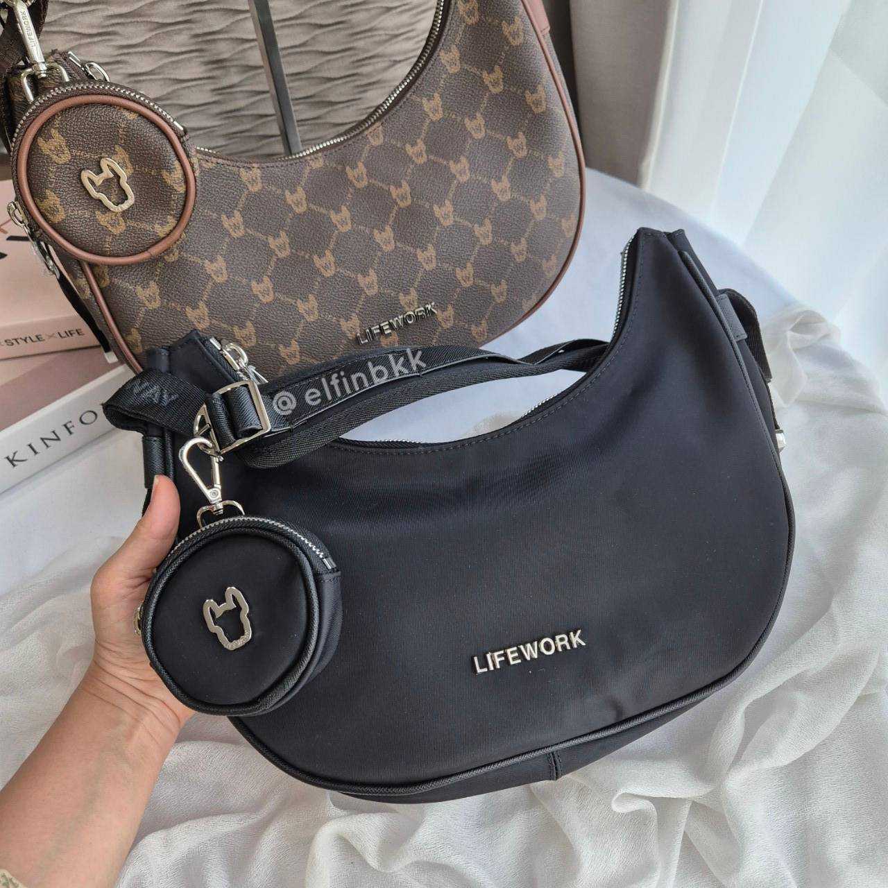Sale🔥🔥LIFEWORK Essential Hobo Bag  กระเป๋าสะพายโฮโบ กระเป๋าลูก ไนลอน สีดำ หนัง สีน้ำตาล