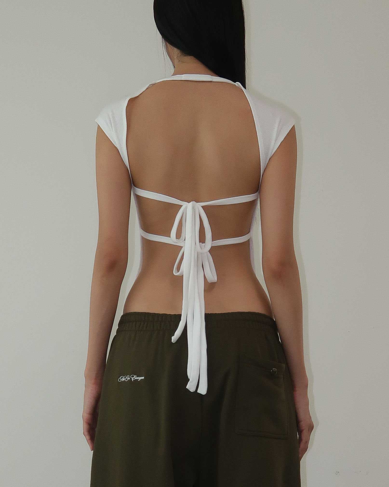 Open back knit top - White