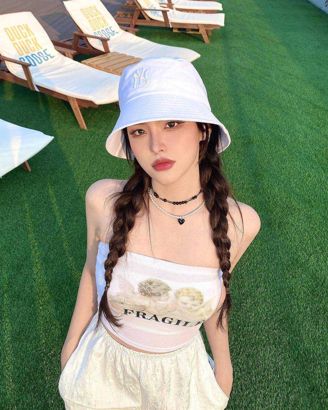 MLB Wide bucket hat NY  หมวกบักเก็ต หมวกปีกกว้าง  ปีกยาว สีขาว สีครีม สีดำ
