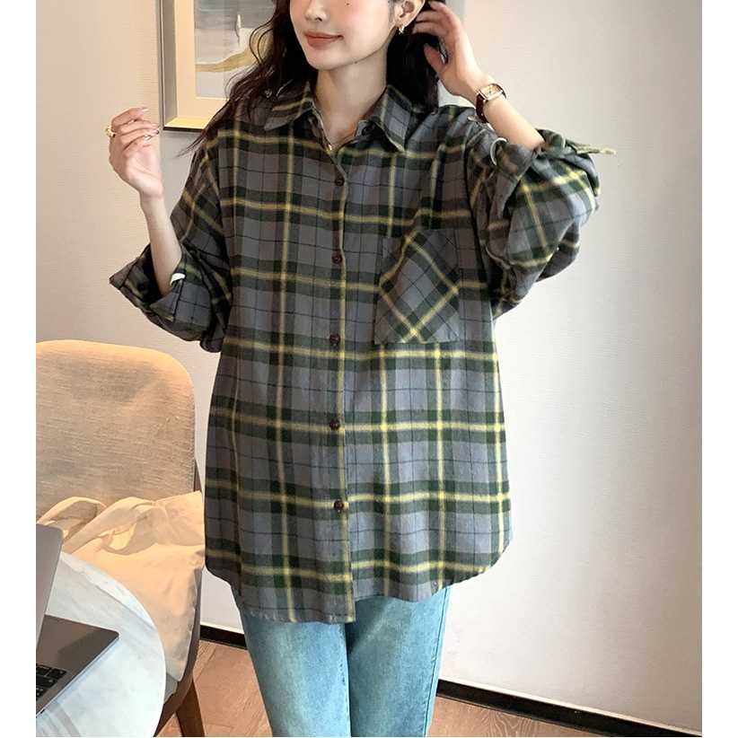 เชิ้ตทรง oversize ลายสก็อตโทนสีเทาแบบเก๋น่ารักมากๆหยิบใส่ได้ตลอด