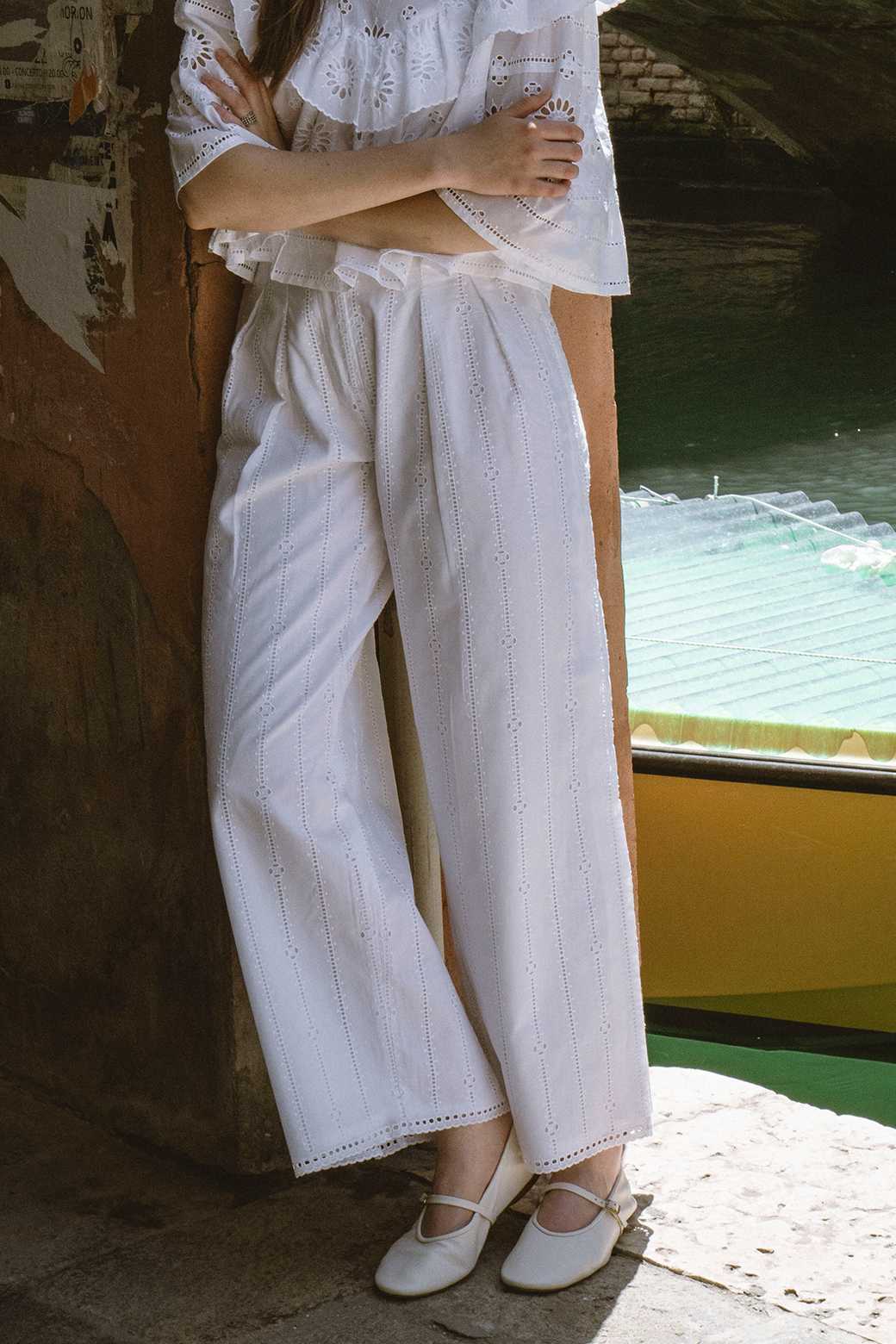 (พร้อมส่ง ) Perana กางเกง ลูกไม้ Venice Pants  (สีขาว White)