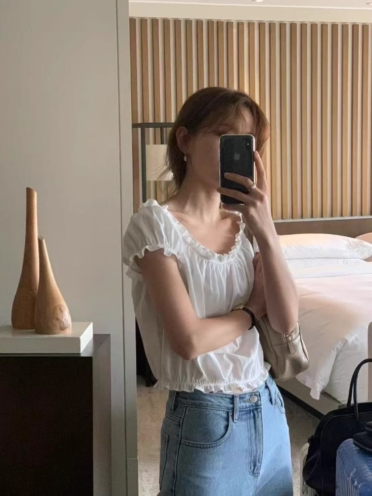 OUNE – Frill Touch Top (Pre-order 15 day)