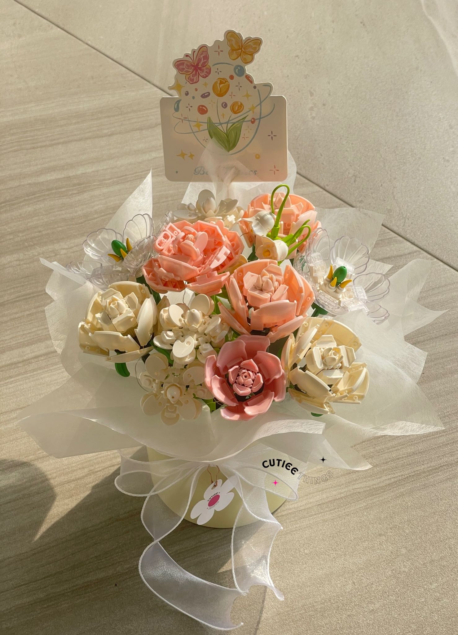 #พร้อมส่ง เซตรวมดอกไม้ 10ดอก โทนชมพู-ขาว ฟรีการ์ด,ไฟตกแต่ง