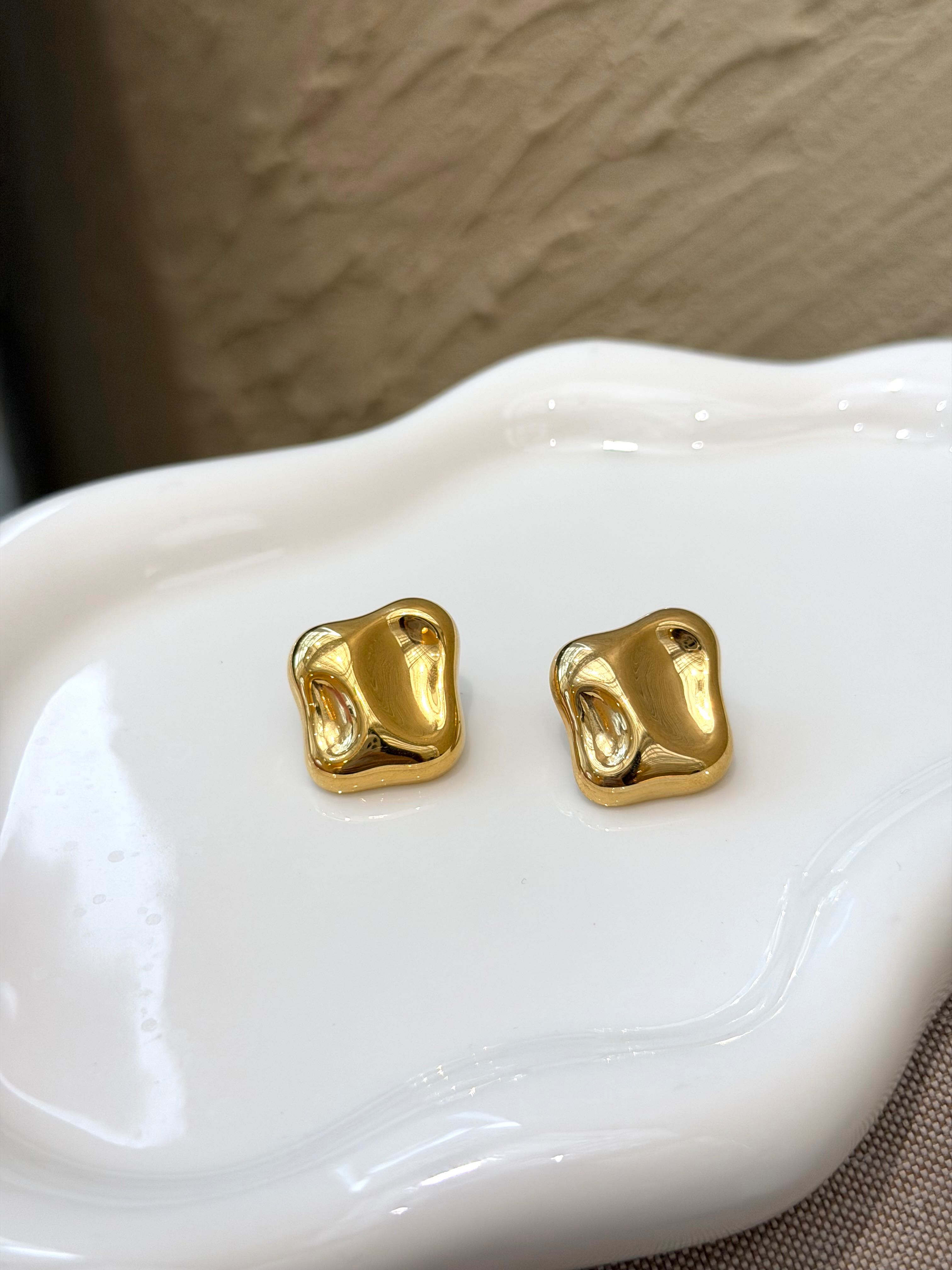[Clearance] Kara Earrings 