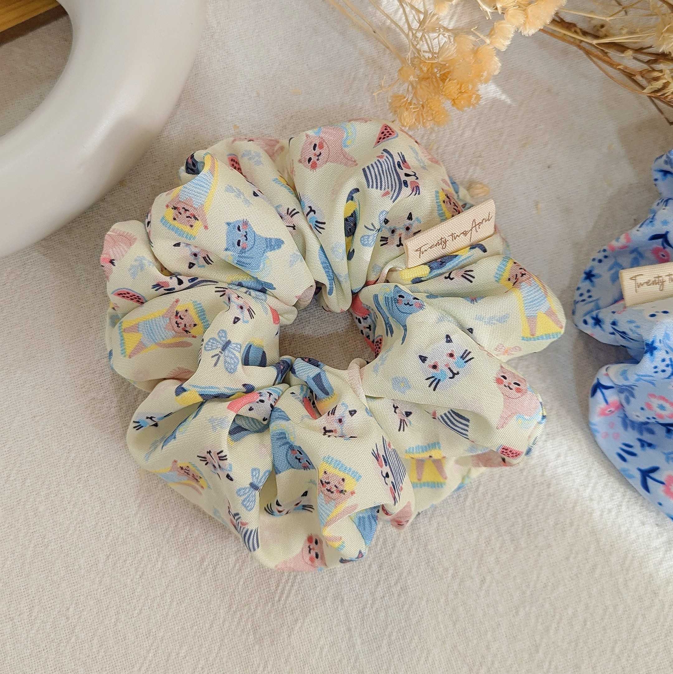 Flower Scrunchie ยางมัดผม (No.32)
