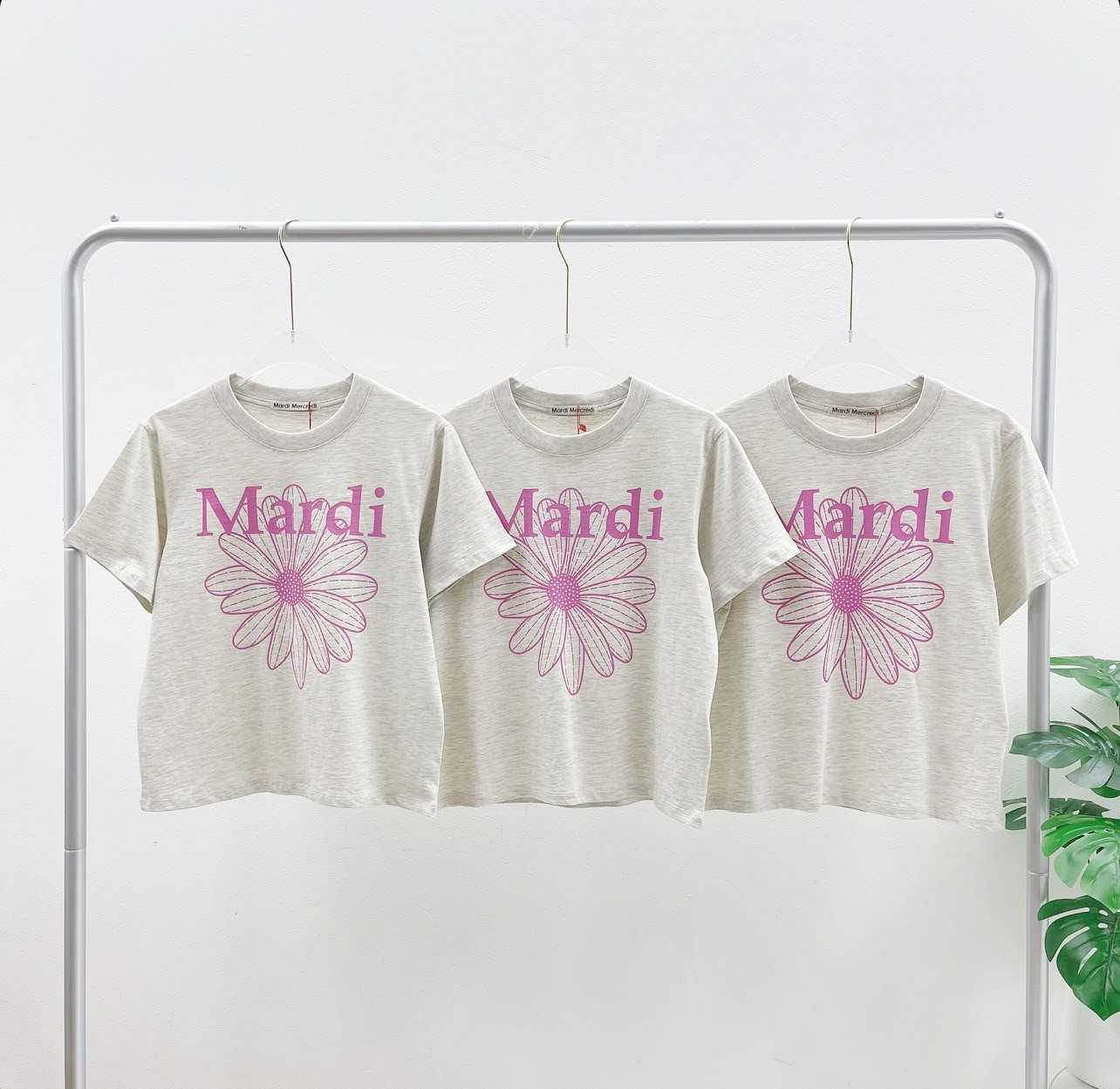 Mardi Slim Flower T-Shirt (Oatmeal/Pink)