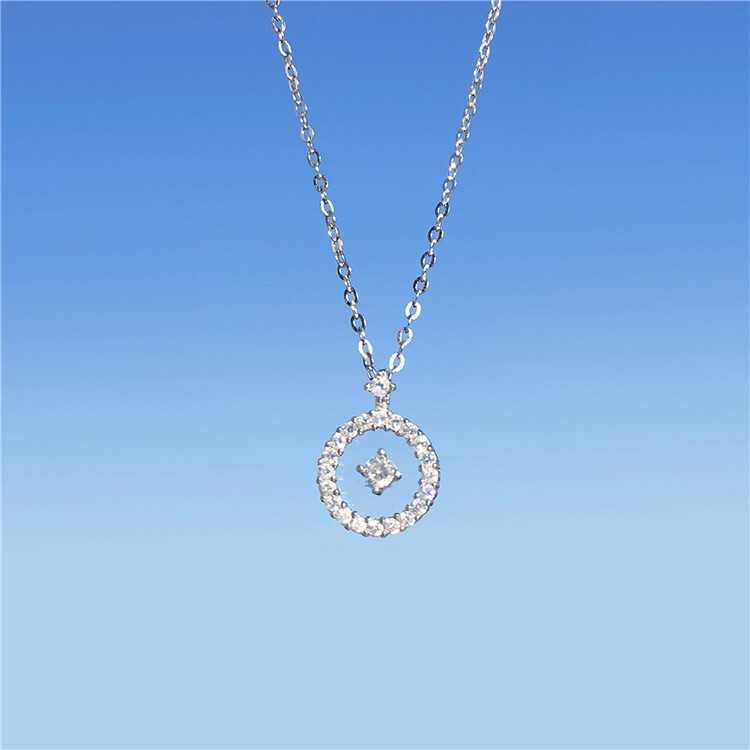 earika.earrings - gem Lunar necklace สร้อยคอเงินแท้จี้เพชร S92.5 ปรับขนาดได้