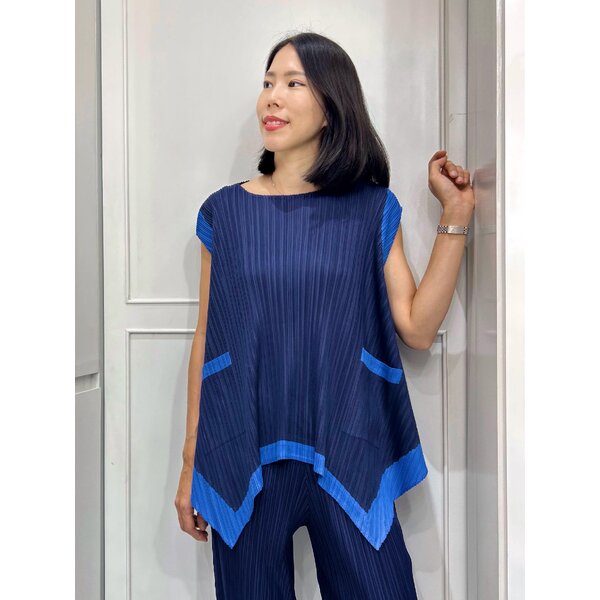 ราคาพิเศษ!!! 2MUAY PLEAT เสื้อผู้หญิง เสื้อพลีทคุณภาพ รุ่น ZZ159 สีกรม FREE SIZE TWO TONE FLARED ...