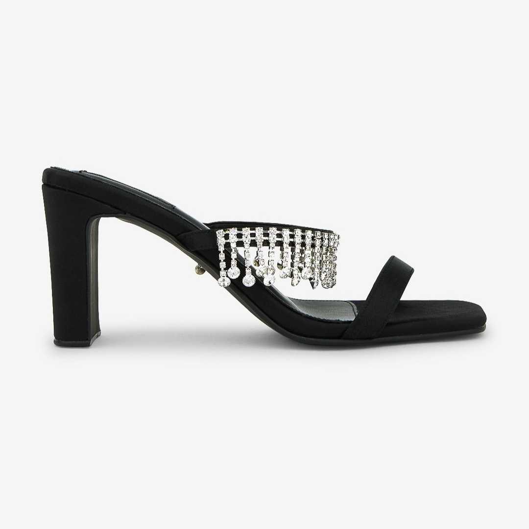 CLEARANCE รองเท้าส้นสูง Diamond diamante strap heels - Black