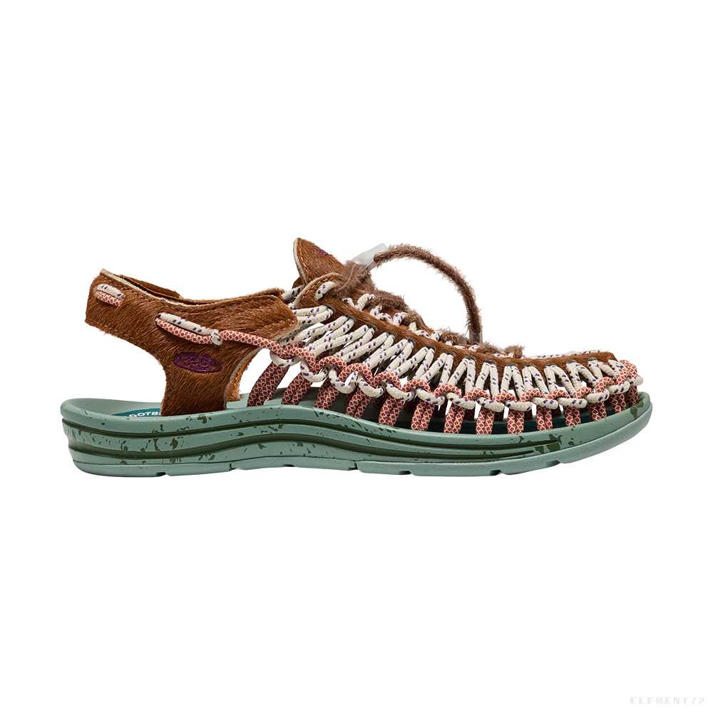 Keen รองเท้า All Gender UNEEK LEA (TERRAIN ROASTED PECAN)
