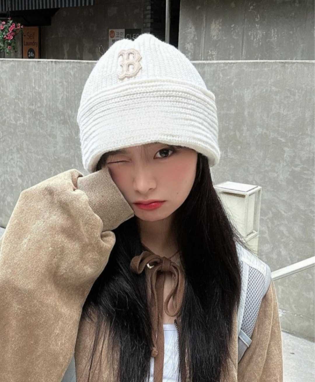 Sale🔥🔥MLB Beanie NY/ B Boston หมวกบีนนี่ หมวกไหมพรม สีดำ สีเบจ สีครีม