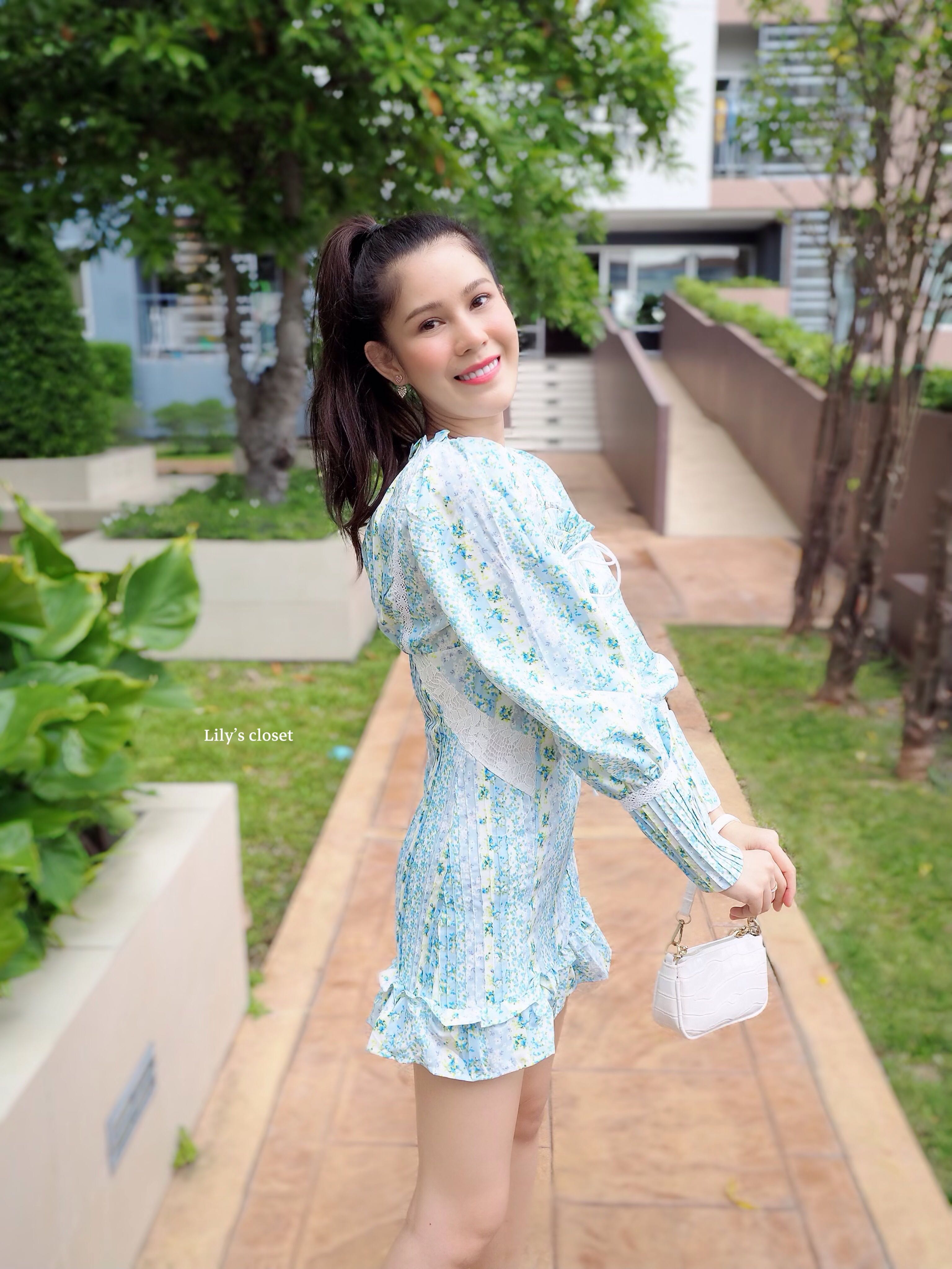 Angel blue dress