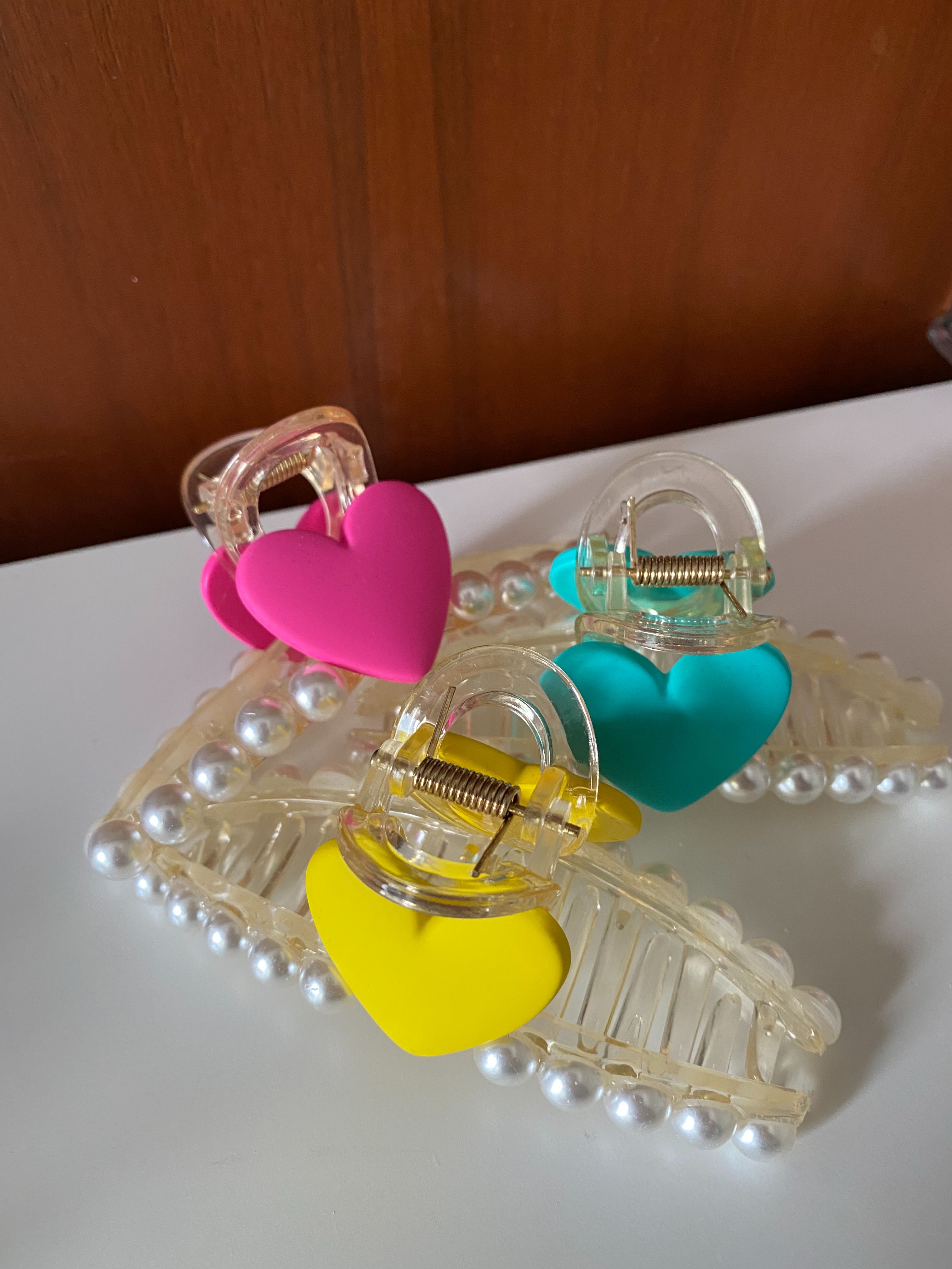 Lovely clips💖💙💛
