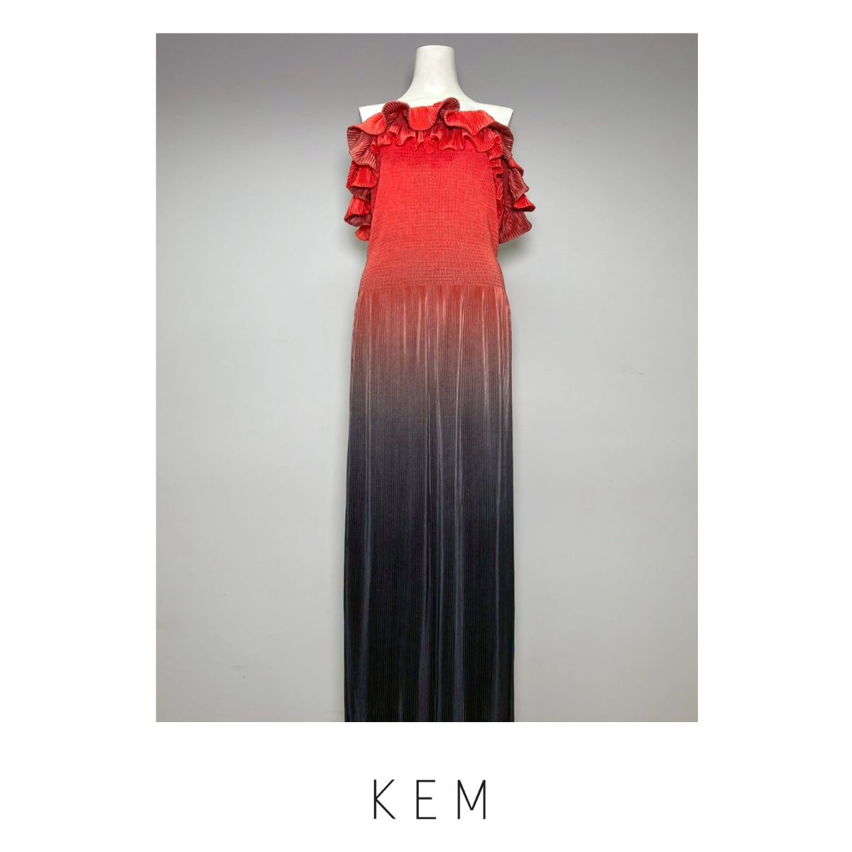 Ombre Ivy Ruffle Dress - Red