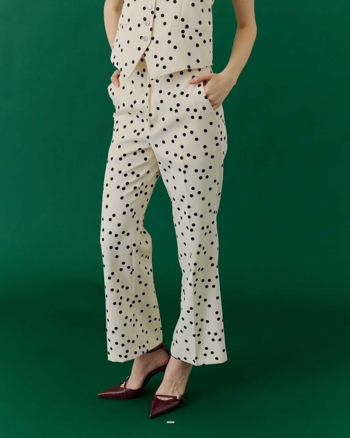 MAVE กางเกง รุ่น Palette pants สี Dot Off white