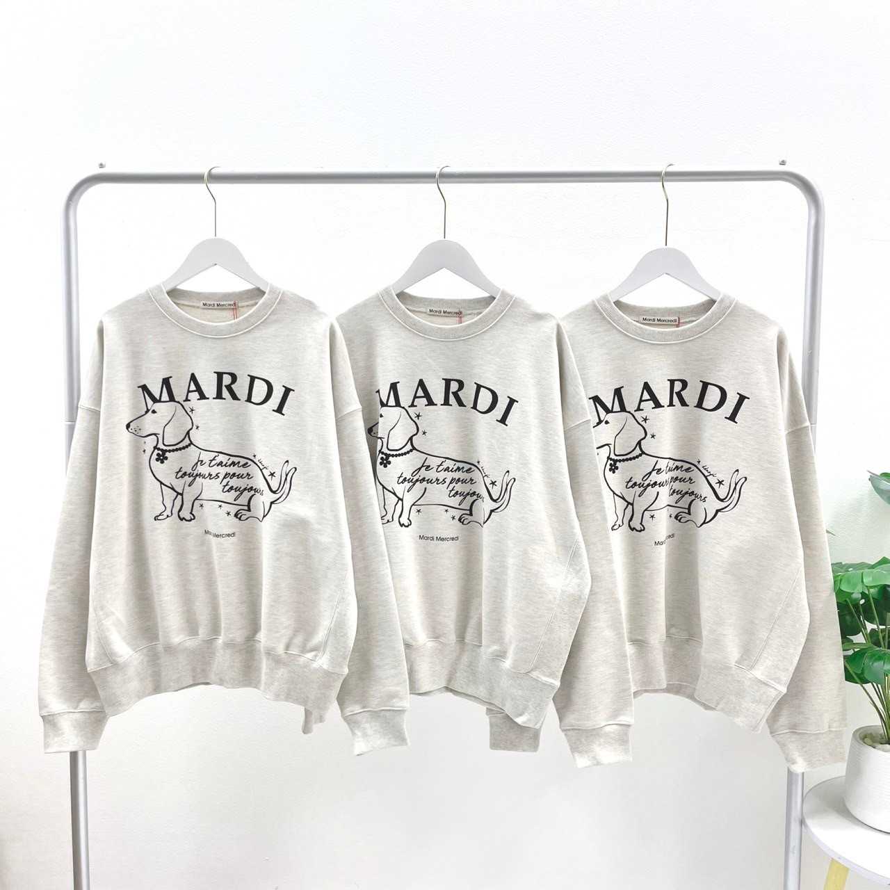 Mardi Swing The Tail ddanji Sweatshirt (Oatmeal/Black)