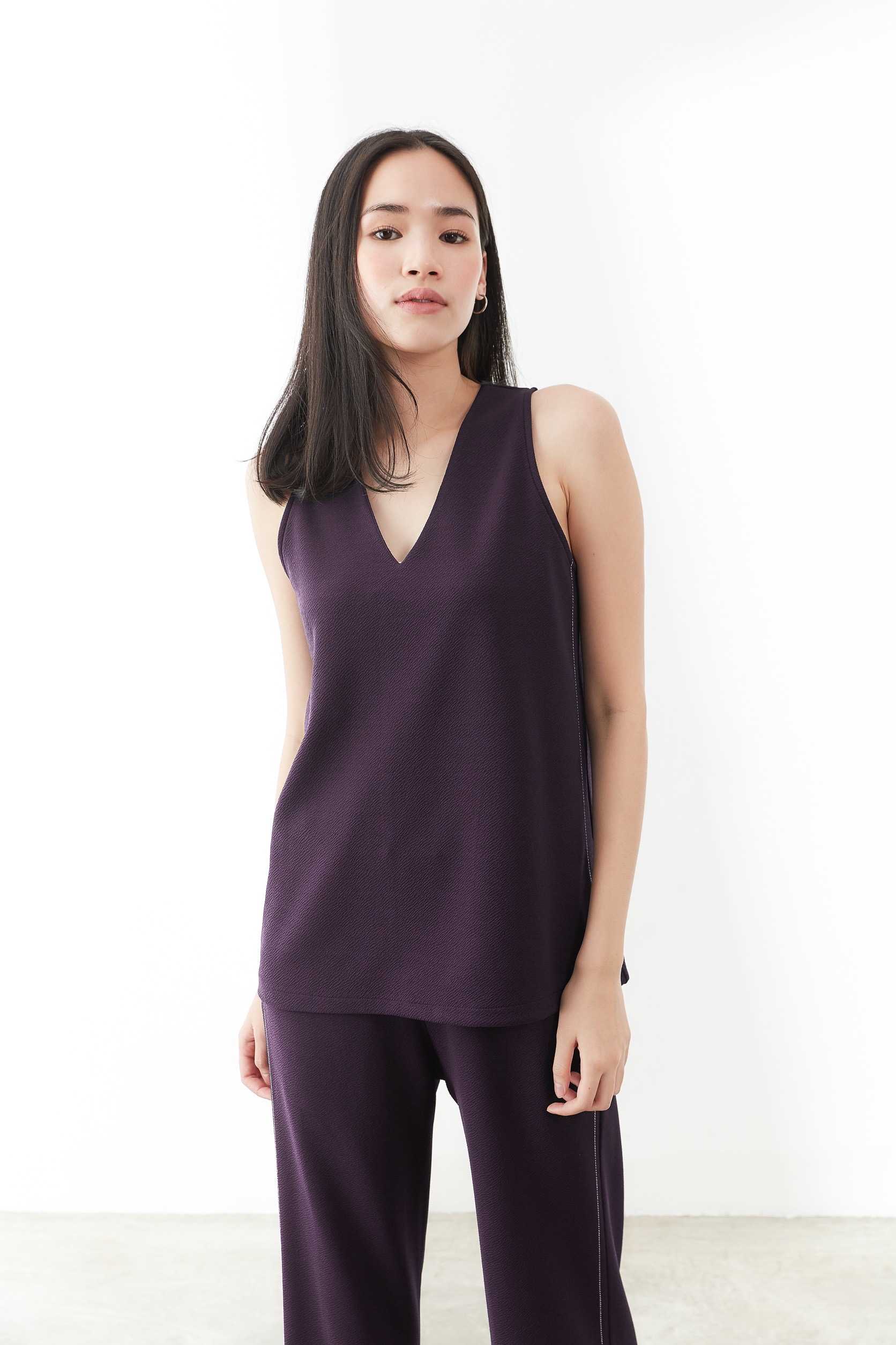 picht Line V neck -เสื้อแขนกุด คอวี เดินเส้นลายประ