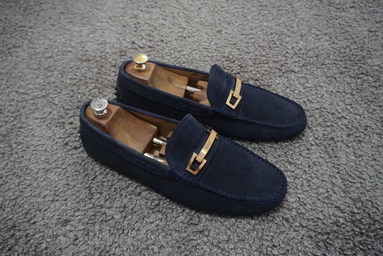 TOD'S Gommino Driving Shoes Size 8