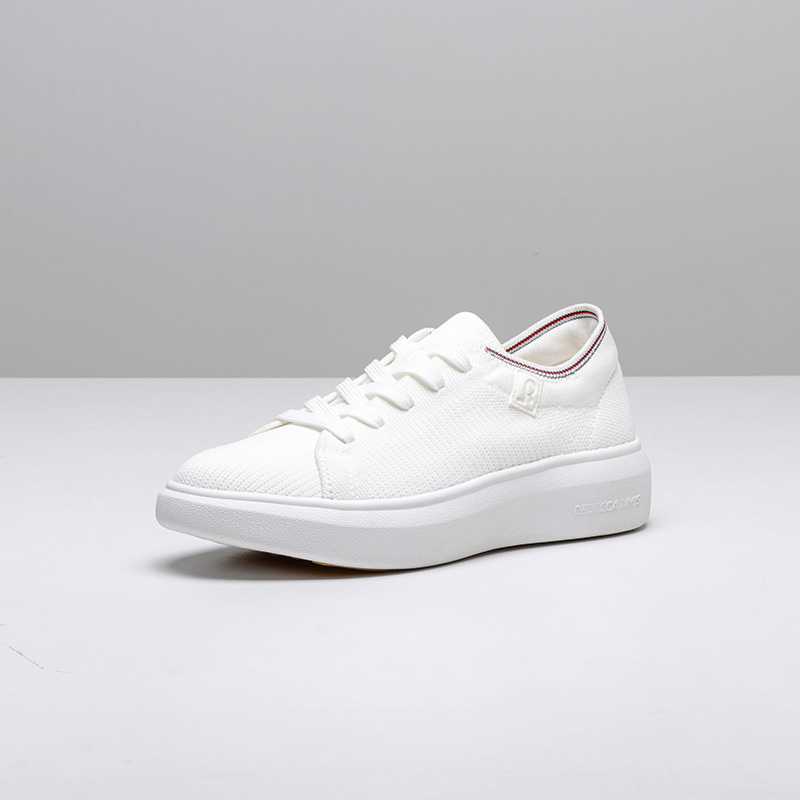 AMMAN KNIT สีขาว ใหม่ล่าสุดจากเกาหลี วัสดุ Fly knit ระบายอากาศดี สวมสบาย ทันสมัย