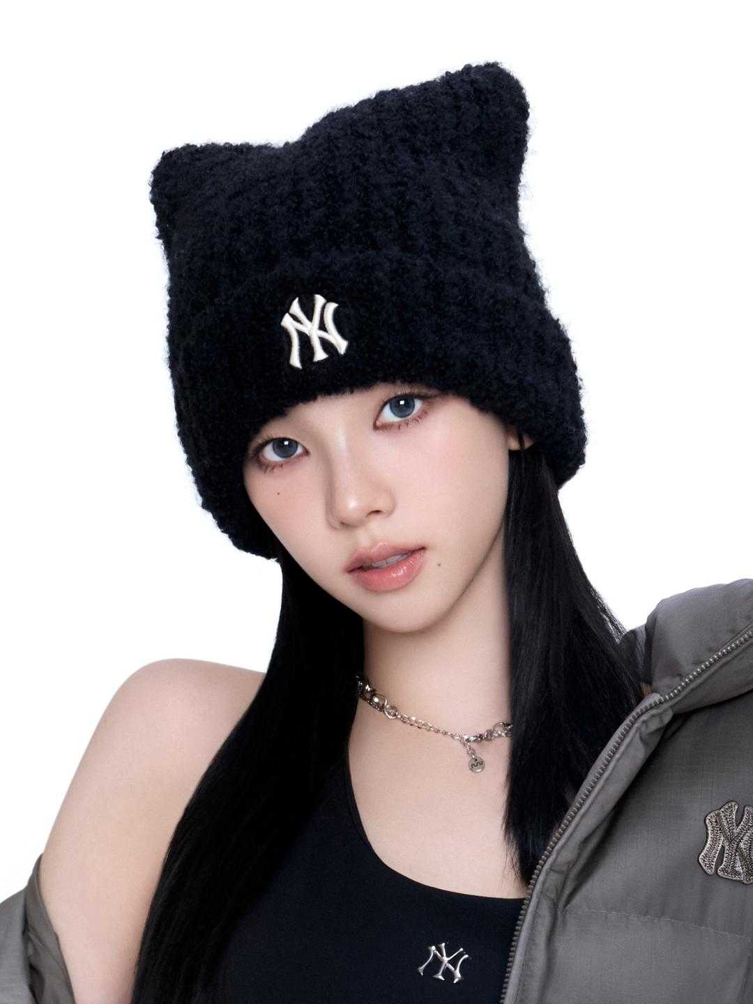 MLB Plush Meowing Beanie  หมวกไหมพรม/ หมวกบีนนี่หูแมว รุ่นคาริน่า