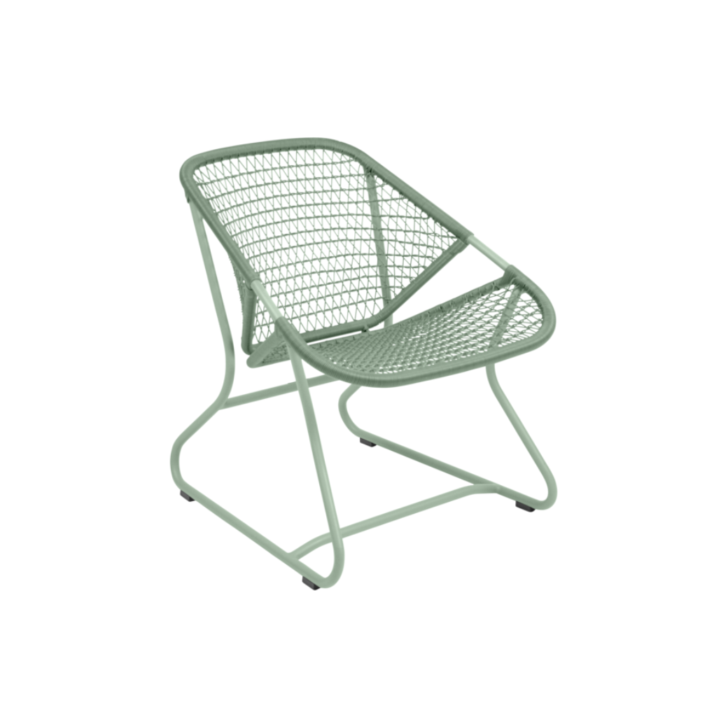 SIXTIES  ARMCHAIR I เก้าอี้สานทรงเตี้ย รุ่น Sixties