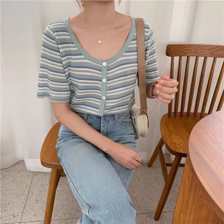 พร้อมส่ง💘 เสื้อยืดลายริ้ว สีแคนดี้ สไตล์เกาหลี ผ้าใส่สบาย ไม่ร้อน
