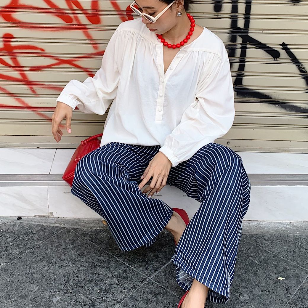 Tiny puffy blouse