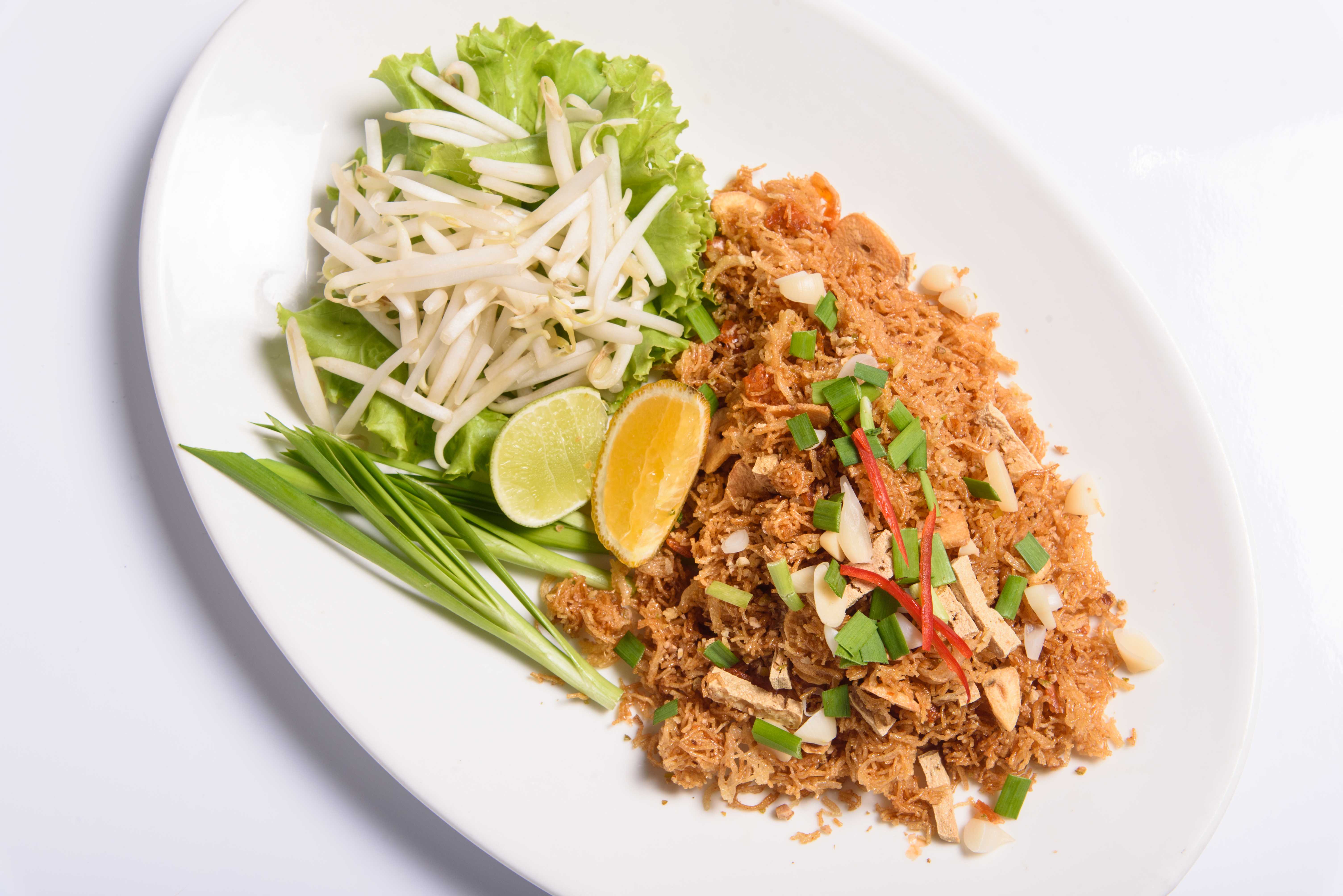 หมี่กรอบชาววัง Mee Grob Crispy Fried Rice Vermicelli