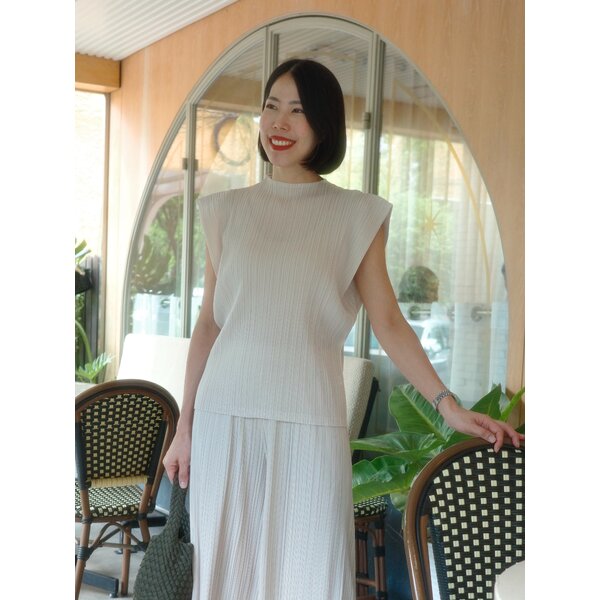2MUAY รุ่น GJO1199 เสื้อพลีทคุณภาพ HIGH NECK CAP SLEEVE PLEATED TOP 10 สี FREE SIZE