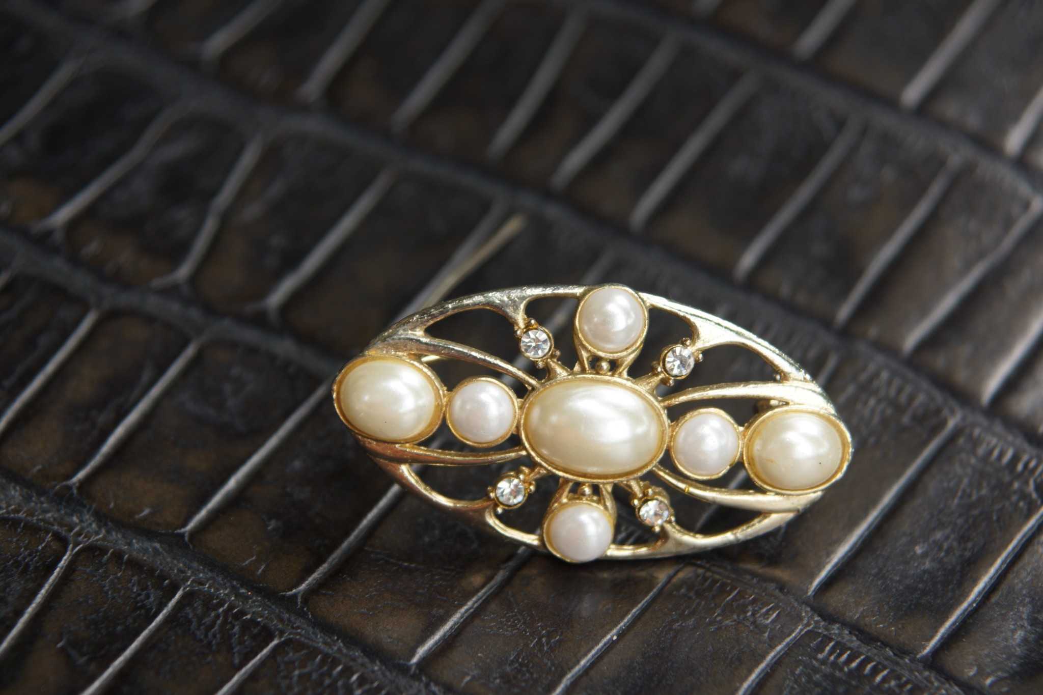 Vintage Classic Brooch