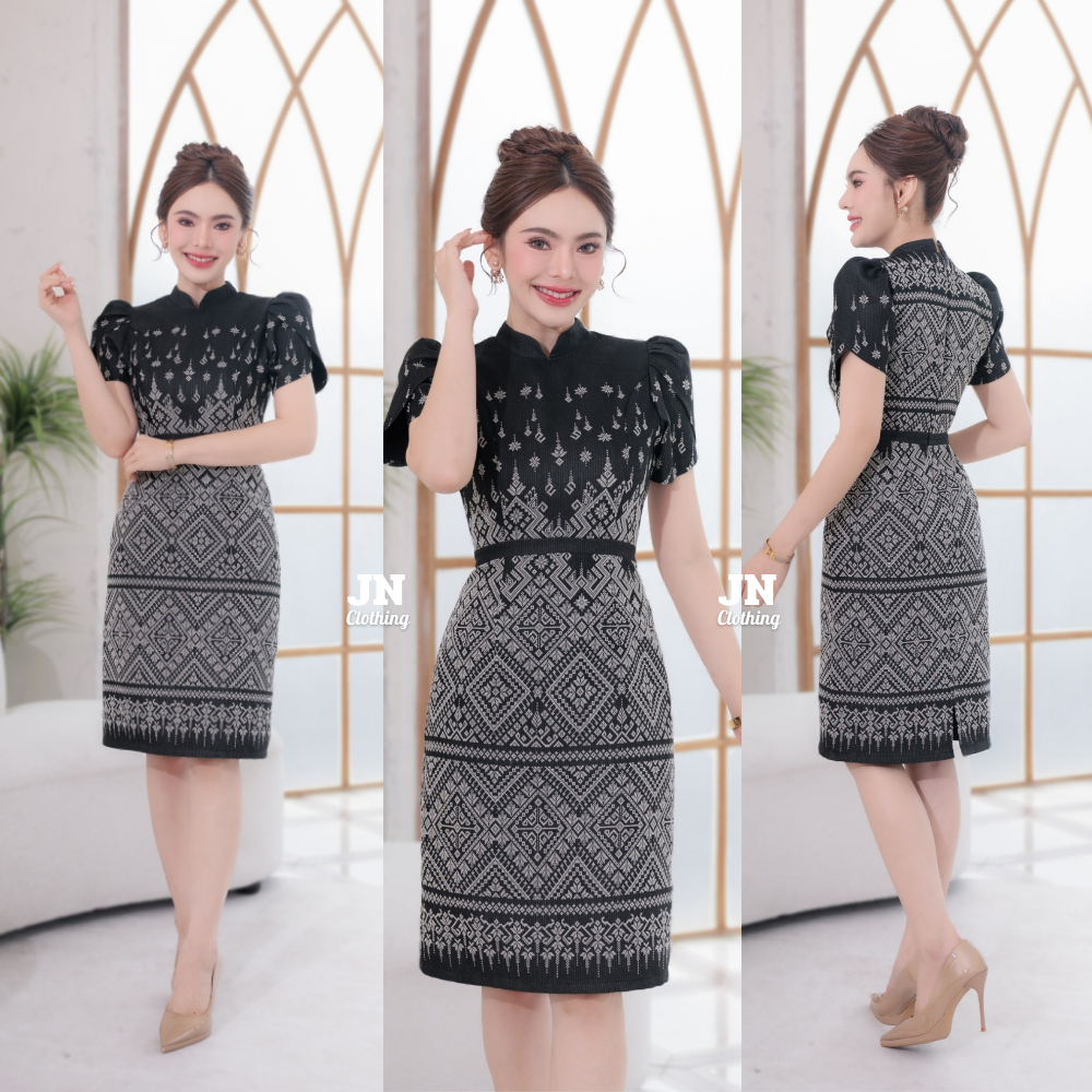 ชุดเดรสผ้าไทย งานผ้าทอลาย ลายแพรวา ทรงสอบ คอจีน ดีเทลแขนกลีบบัวเพิ่มความหวานปนชิค ใครใส่ก็รอด